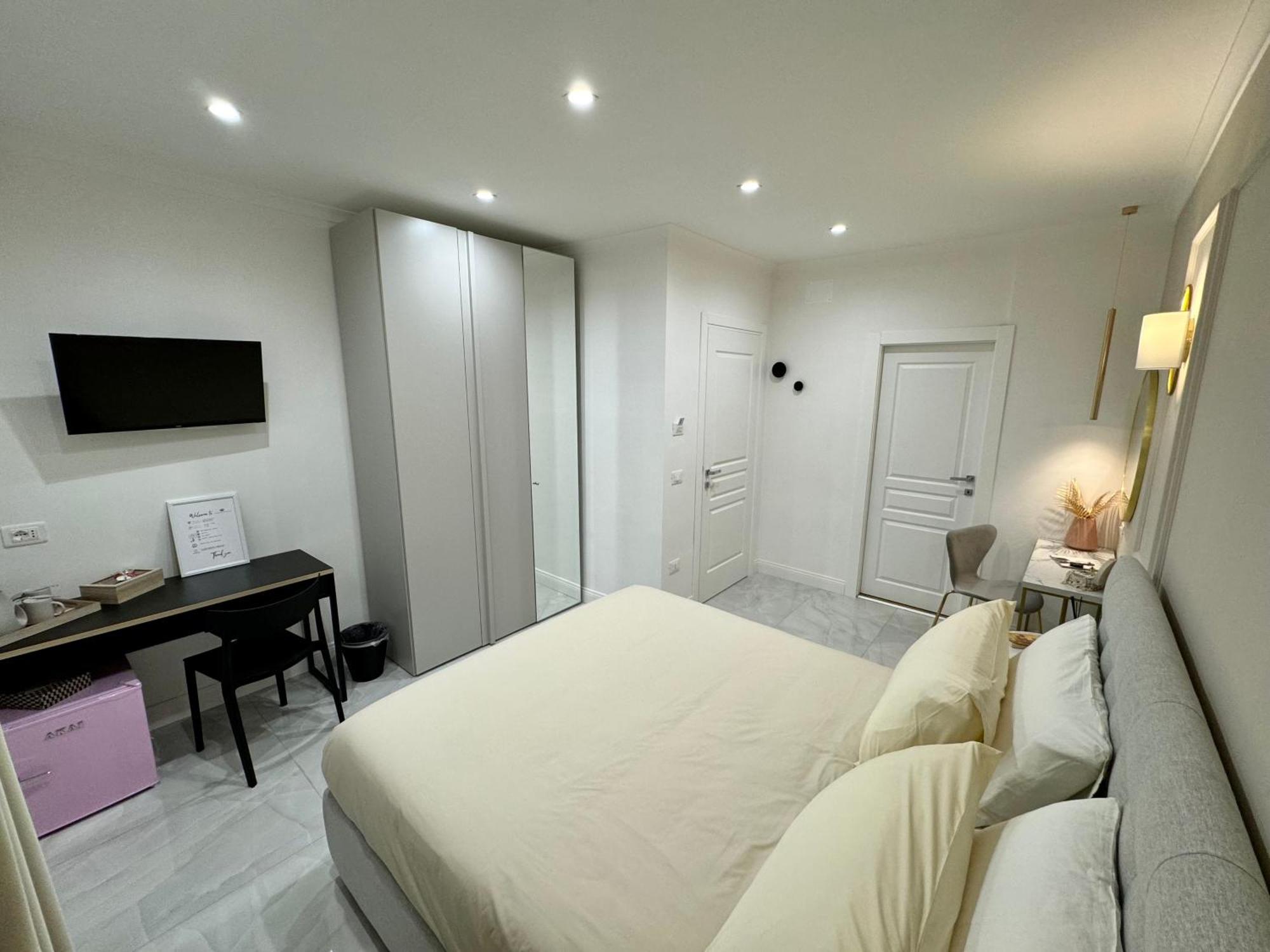 Carafa Rooms Napels Buitenkant foto