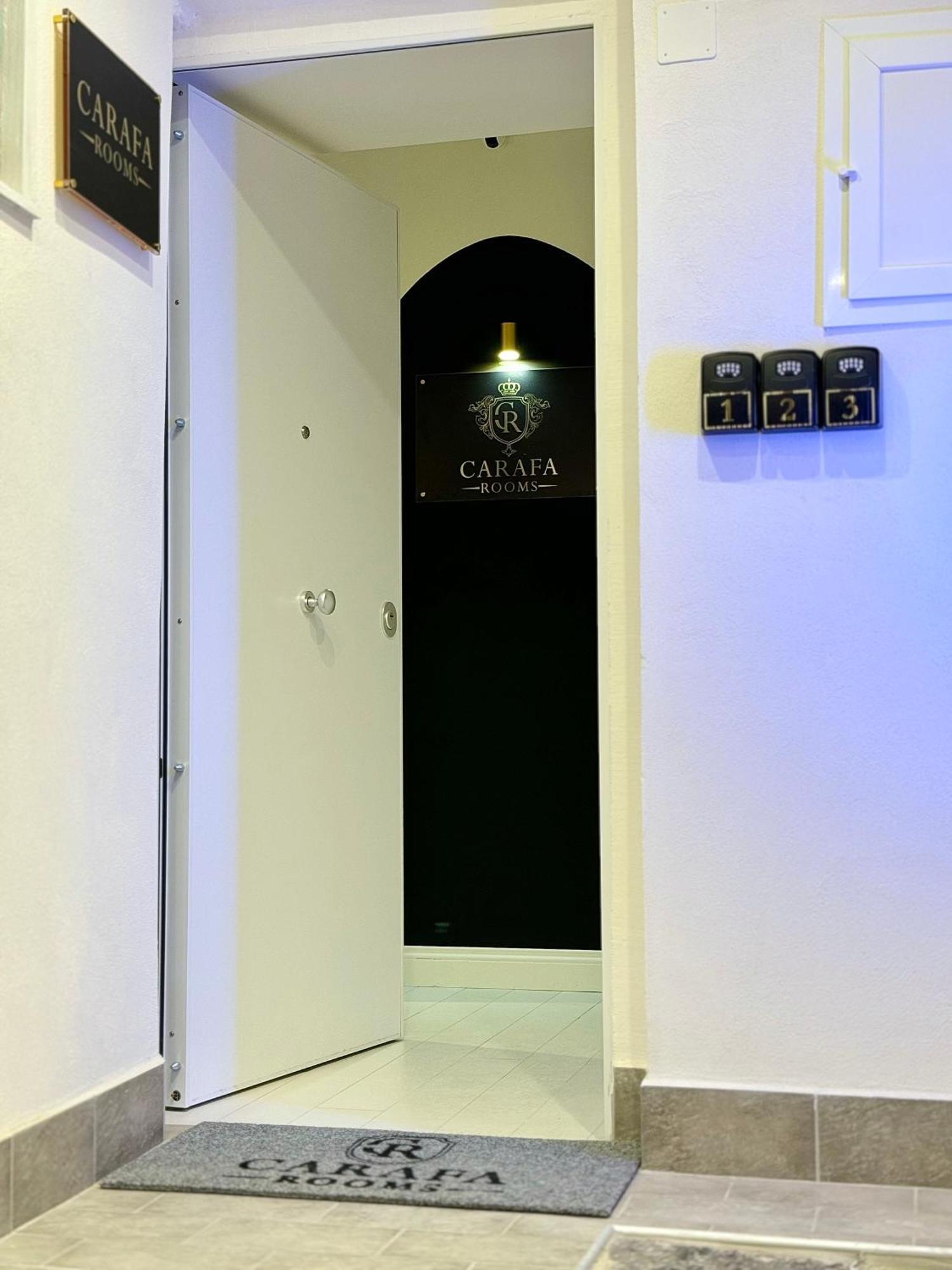 Carafa Rooms Napels Buitenkant foto